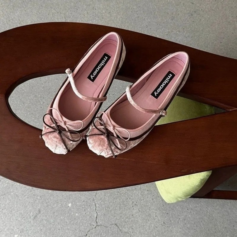 2026French Flat Bottomed Rotun - Women Shoes With Heels ulasan dan harga